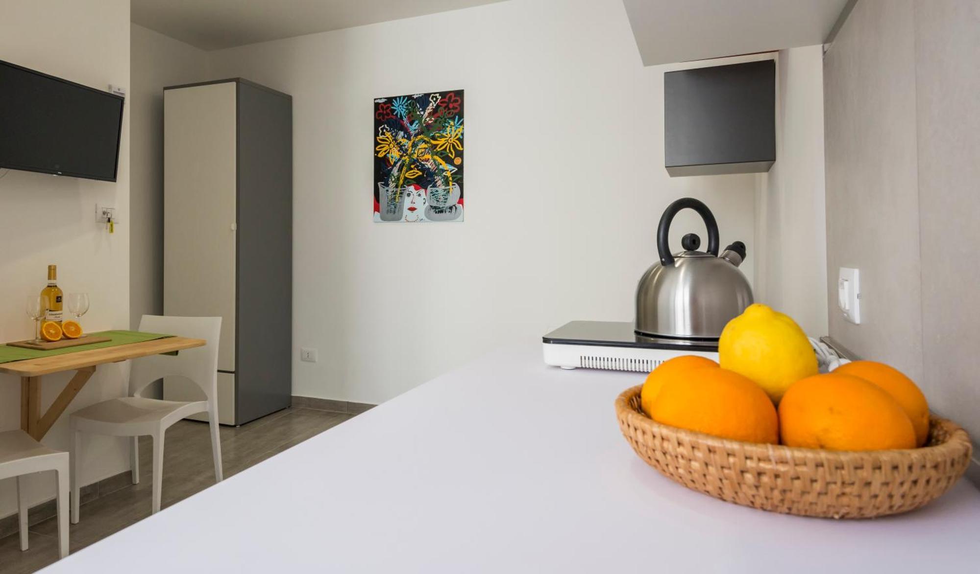Artemide House - Bilocale Ortigia Wifi Apartment Syracuse Ruang foto